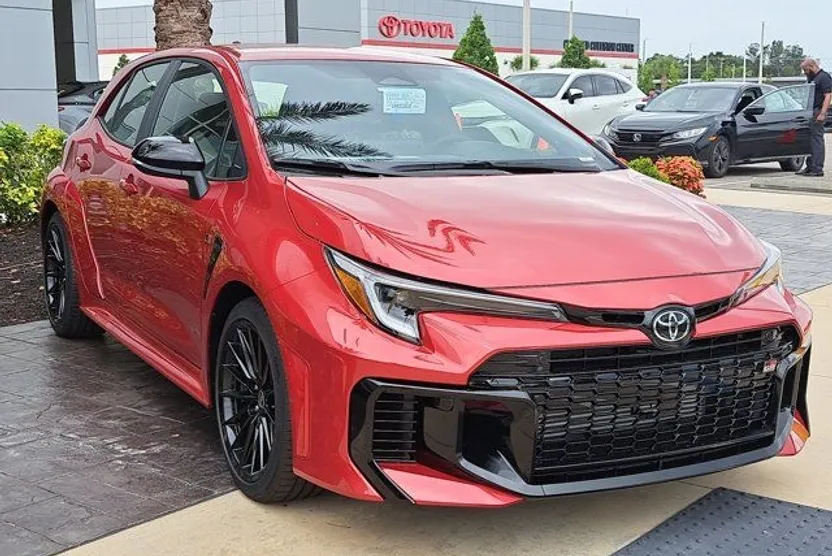 2025 Toyota Corolla GR Premium photo 1