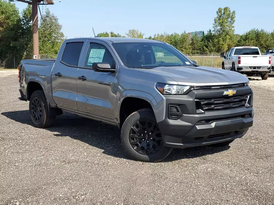 2026 Chevrolet Colorado Work Truck photo 1