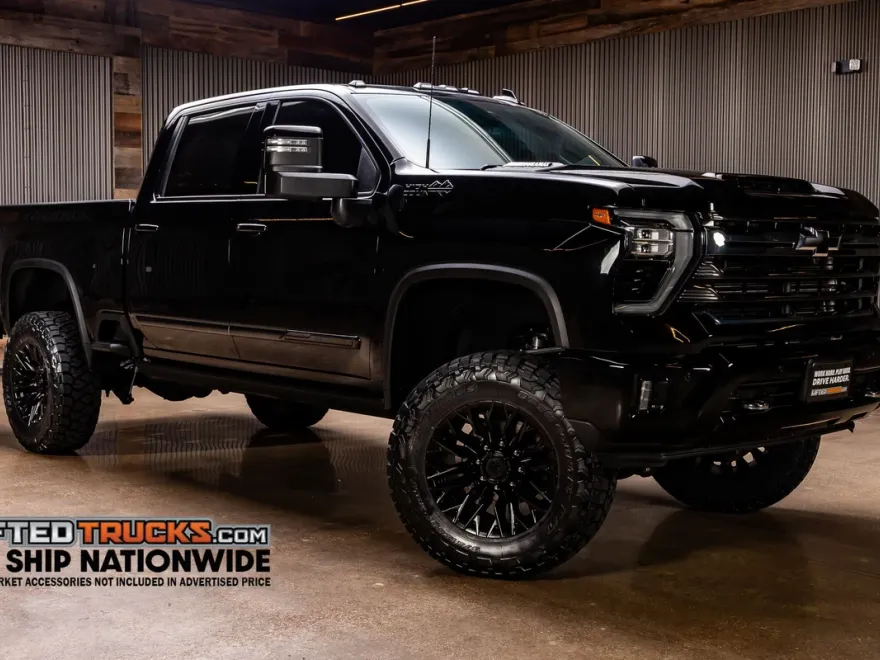 2024 Chevrolet Silverado 2500HD High Country photo 1