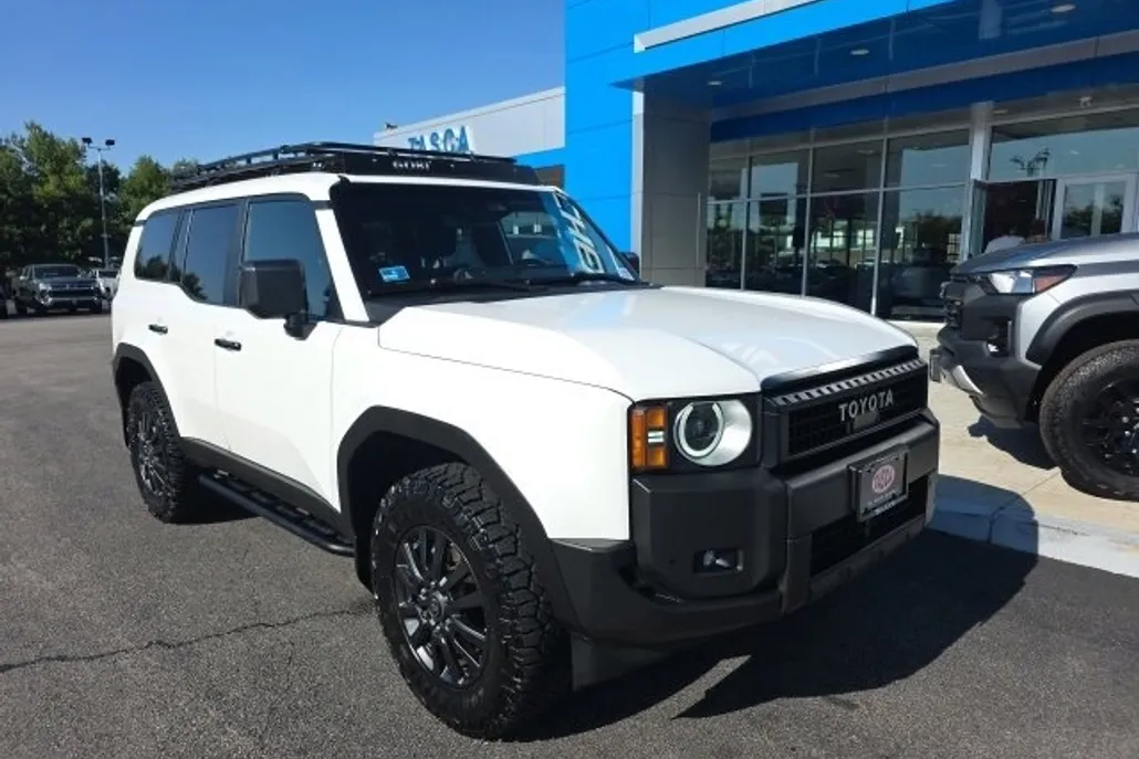 2024 Toyota Land Cruiser Base photo 1