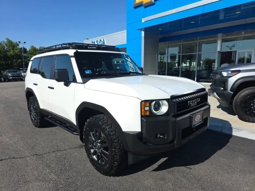 2024 Toyota Land Cruiser Base photo 1