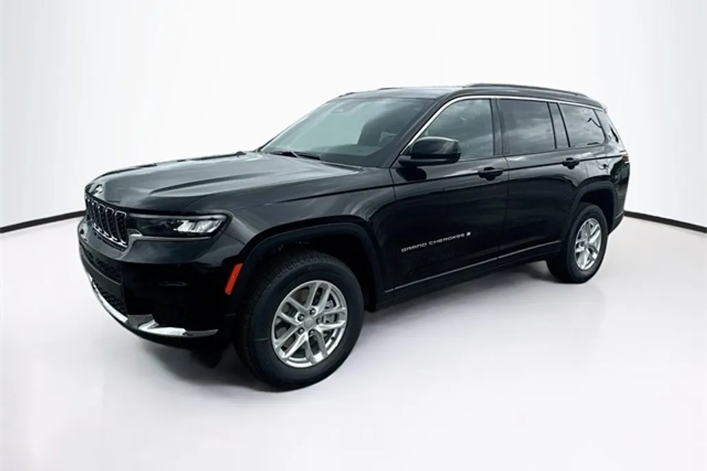 2025 Jeep Grand Cherokee Laredo X photo 1