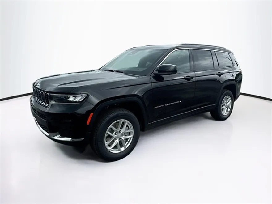 2025 Jeep Grand Cherokee Laredo X photo 1