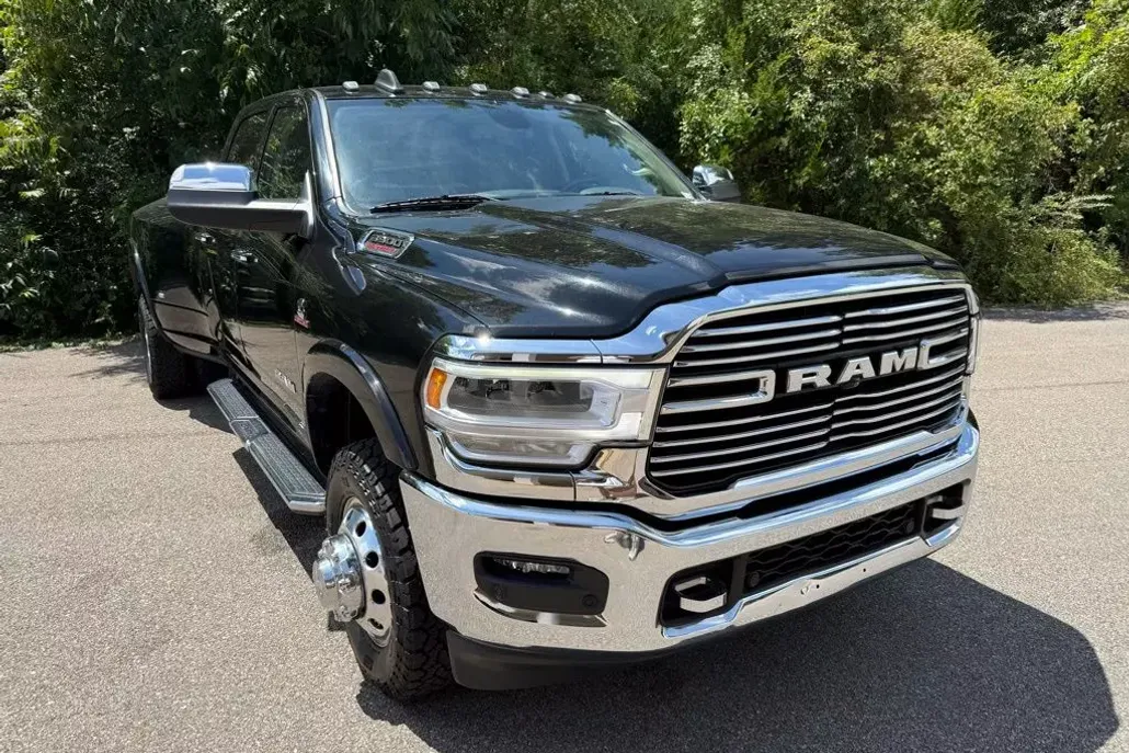 2022 Ram 3500 Laramie photo 1