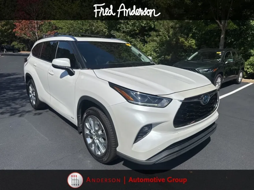 2023 Toyota Highlander Hybrid Limited photo 1