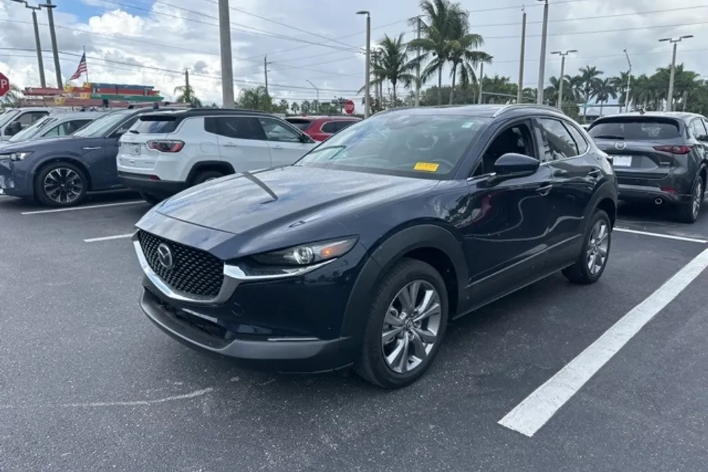 2021 Mazda CX-30 Premium photo 1