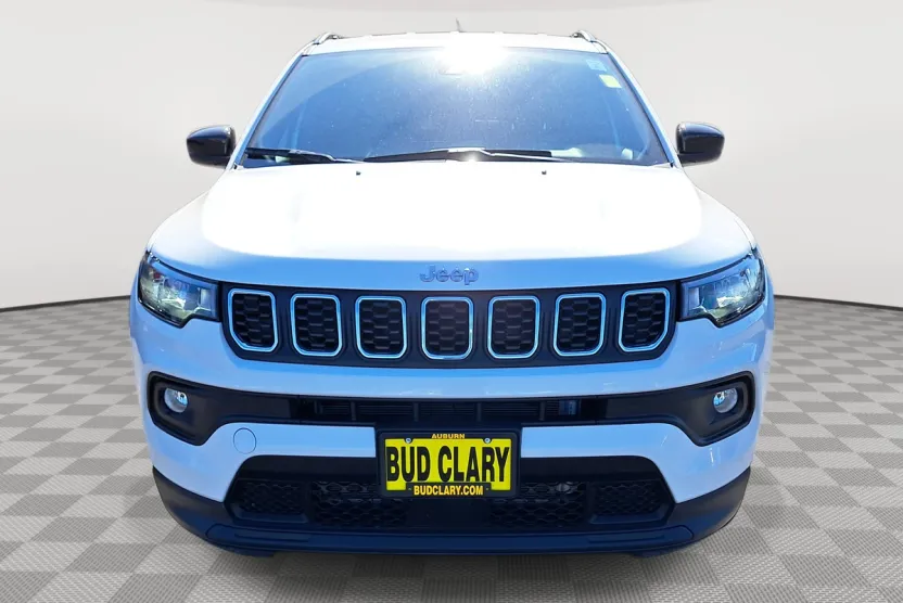 2024 Jeep Compass Latitude photo 1
