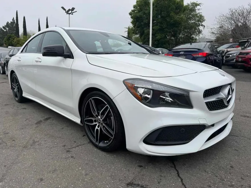 2019 Mercedes Benz CLA 250 photo 1