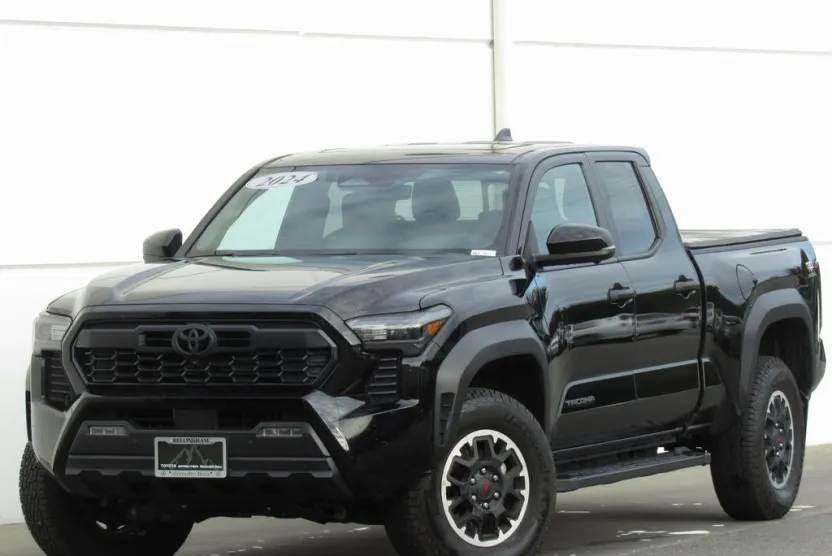 2024 Toyota Tacoma TRD Off-Road photo 1
