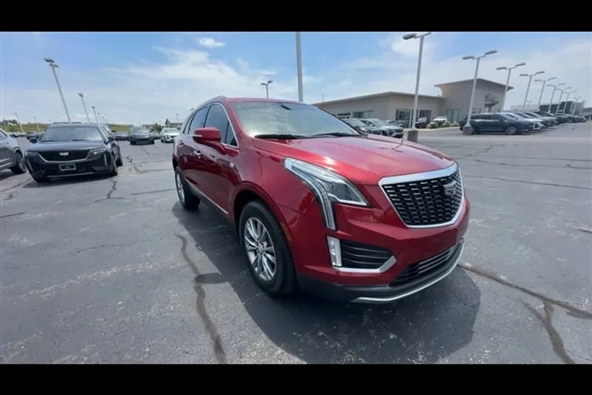 2022 Cadillac XT5 Premium Luxury photo 1
