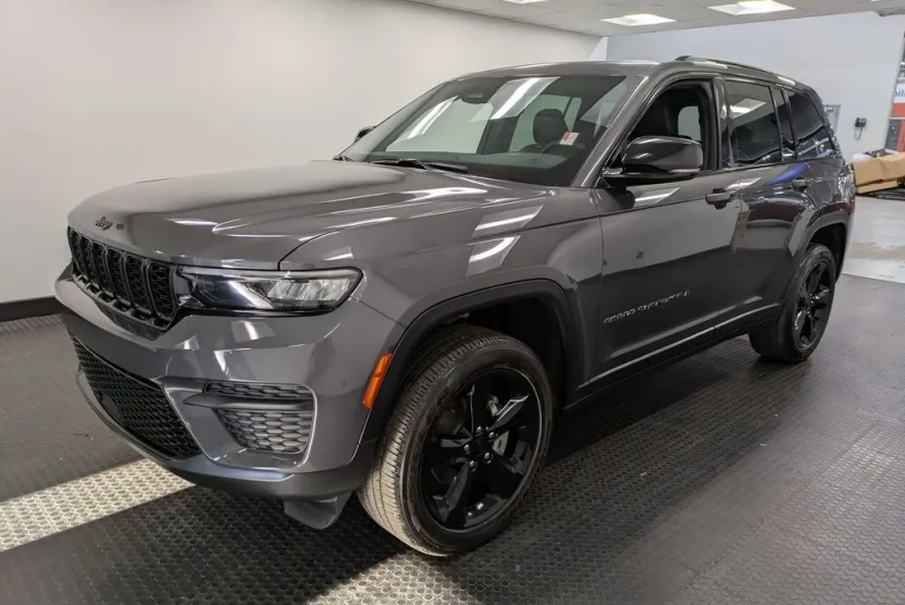 2024 Jeep Grand Cherokee Altitude X photo 1