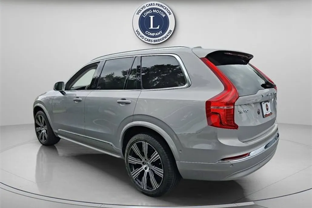 2024 Volvo XC90 Ultimate photo 1