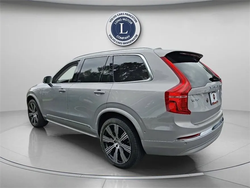 2024 Volvo XC90 Ultimate photo 1