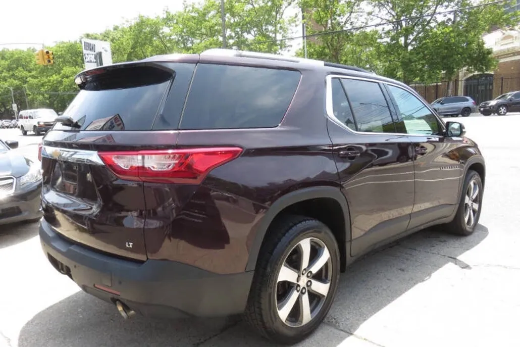 2018 Chevrolet Traverse Leather photo 1
