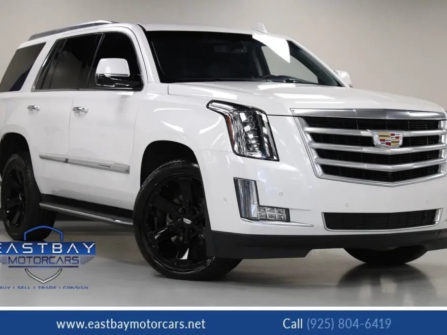 2019 Cadillac Escalade Base photo 1