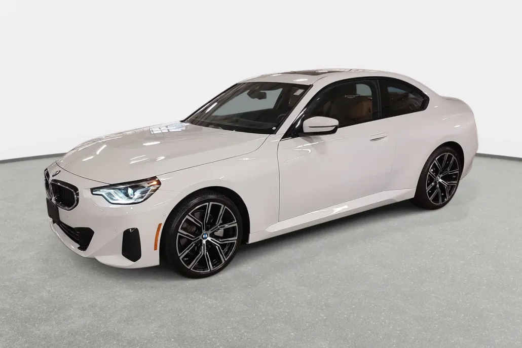 2023 Bmw 230i xDrive photo 1