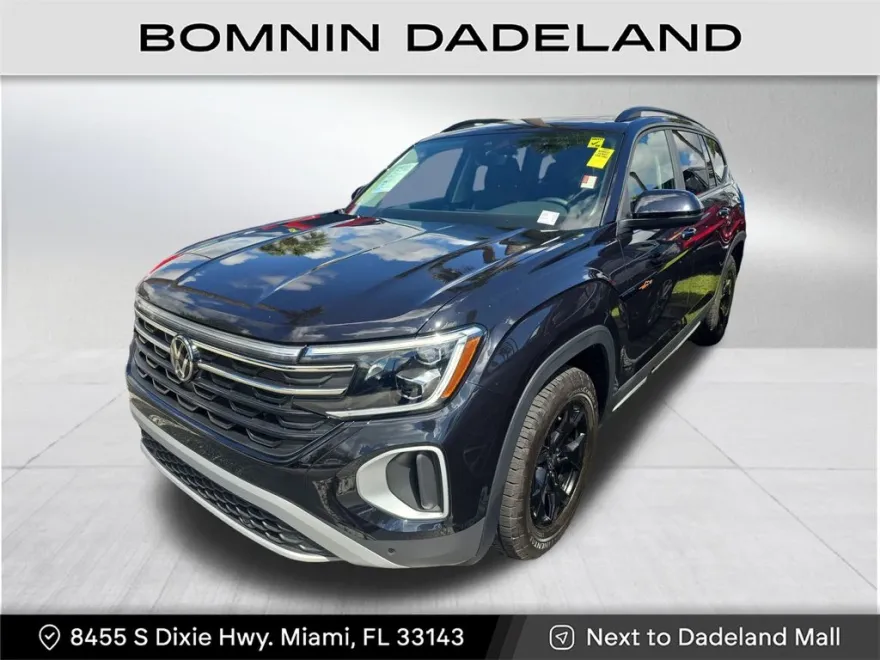 2025 Volkswagen Atlas Peak Edition photo 1