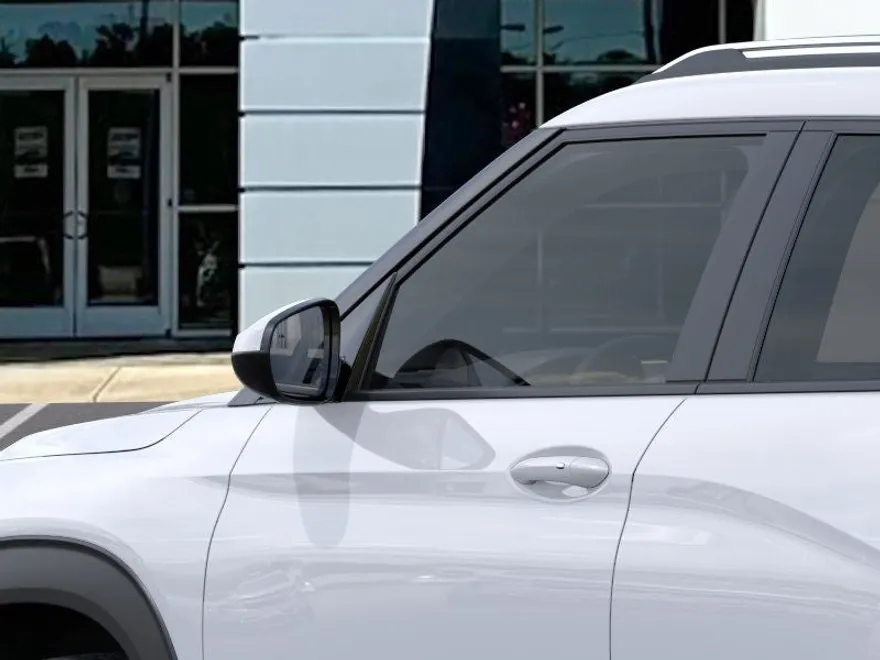 2026 Chevrolet Trailblazer LT photo 1