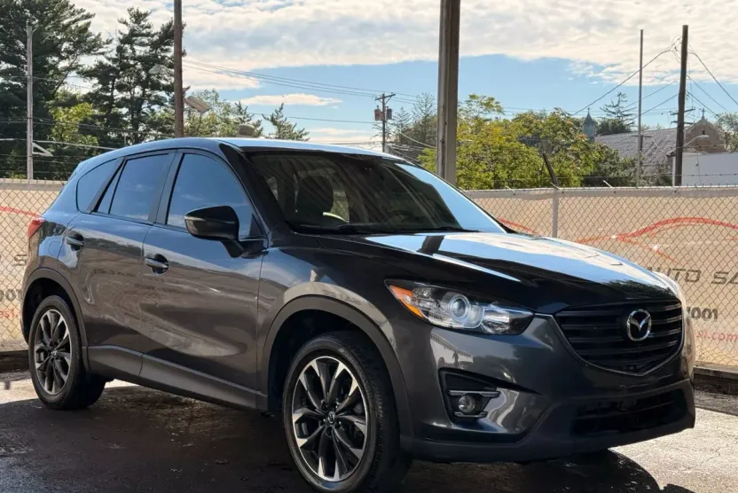 2016 Mazda CX-5 Grand Touring Sport photo 1