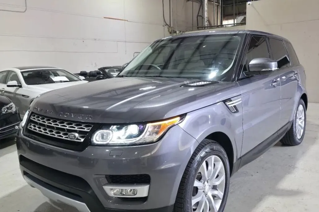 2014 Land Rover Range Rover Sport HSE photo 1