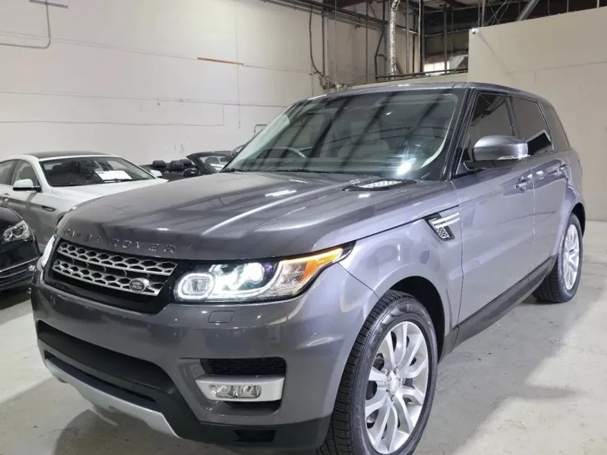 2014 Land Rover Range Rover Sport HSE photo 1