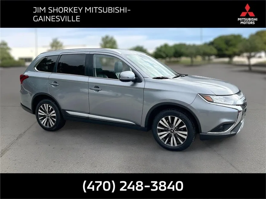 2020 Mitsubishi Outlander SEL photo 1