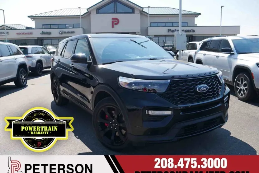 2022 Ford Explorer ST photo 1