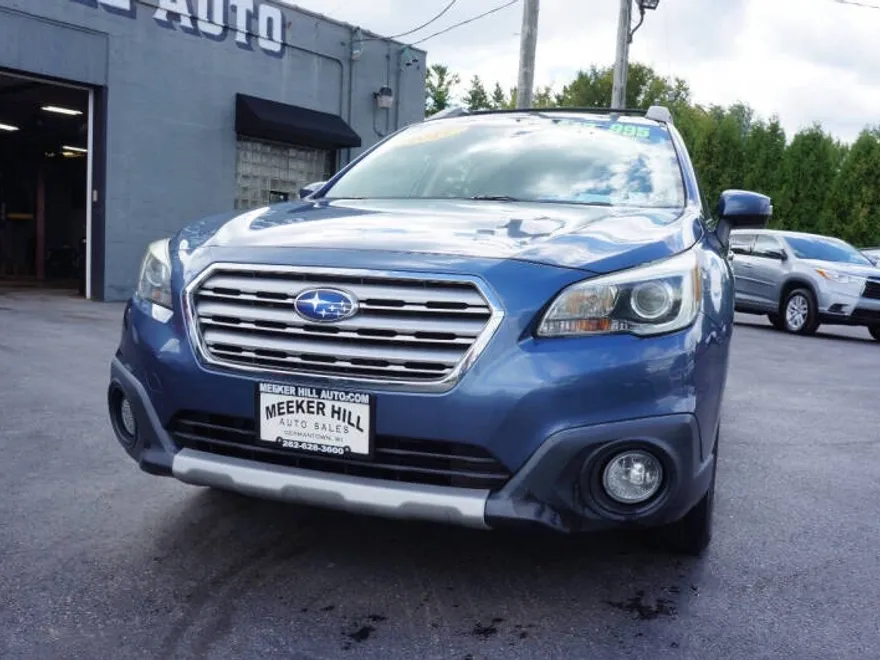 2017 Subaru Outback 2.5i Limited photo 1
