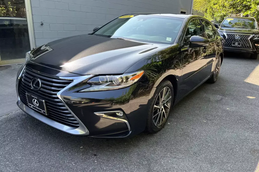 2018 Lexus ES 350 photo 1