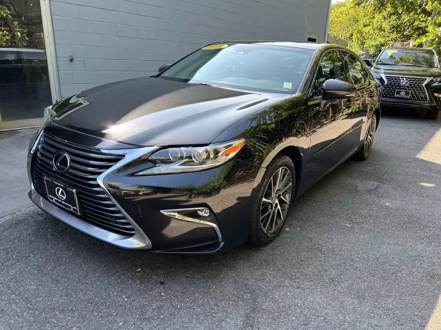 2018 Lexus ES 350 photo 1