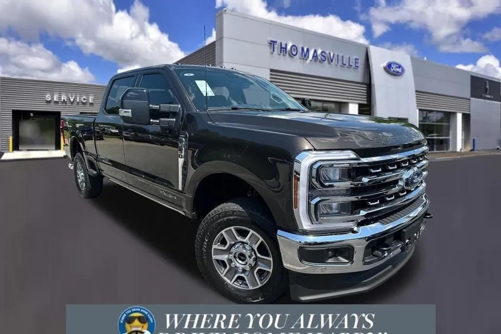 2025 Ford F-250 photo 1