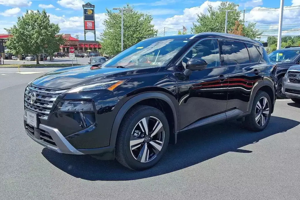 2024 Nissan Rogue AWD SL photo 1