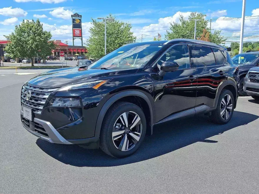 2024 Nissan Rogue AWD SL photo 1
