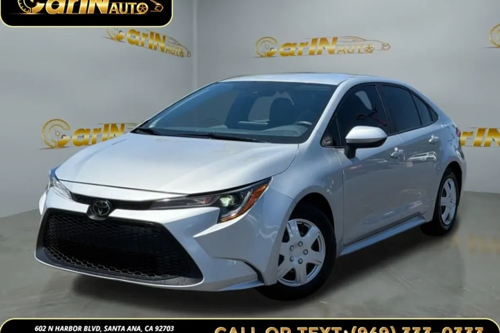 2020 Toyota Corolla L photo 1