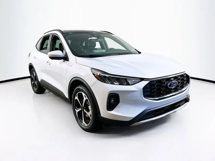 2025 Ford Escape ST-Line Select photo 1