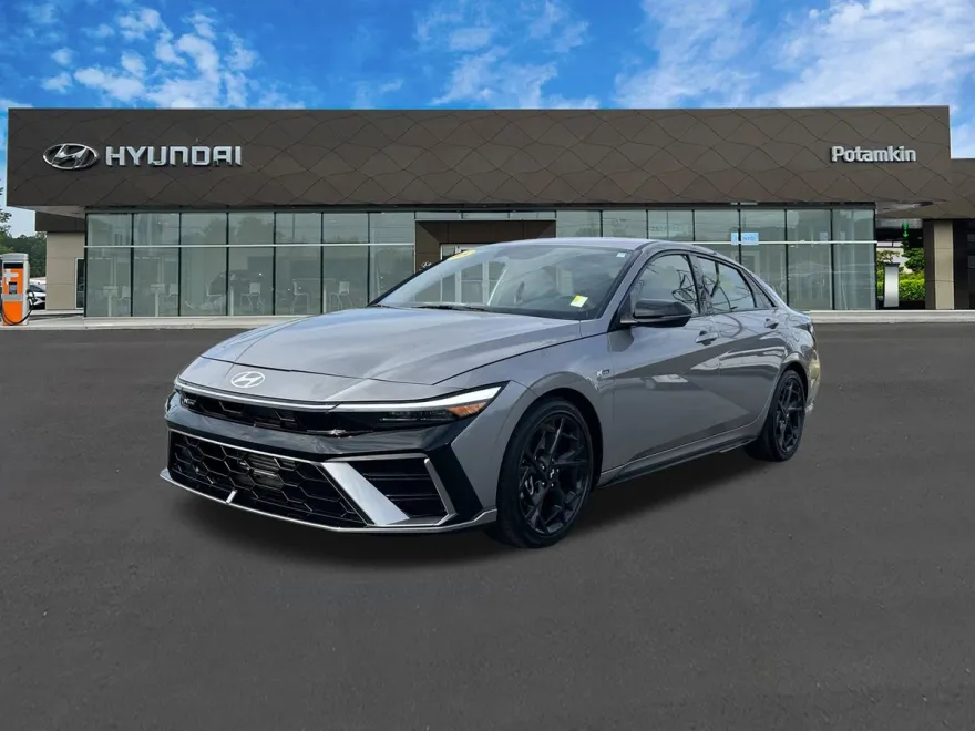 2025 Hyundai Elantra N Line photo 1