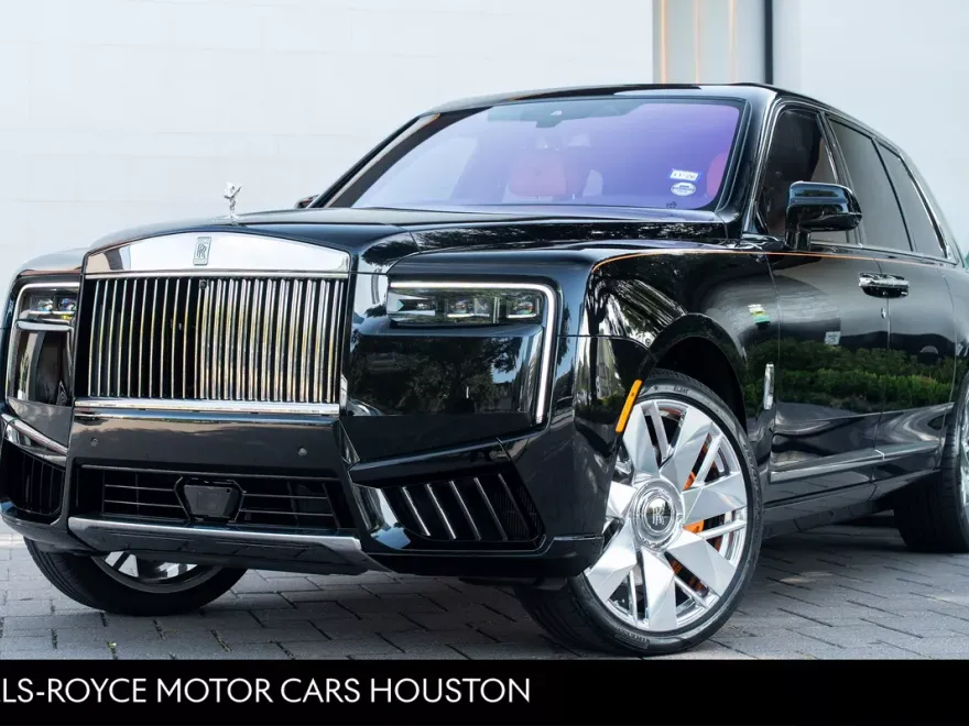 2025 Rolls Royce Cullinan RR photo 1