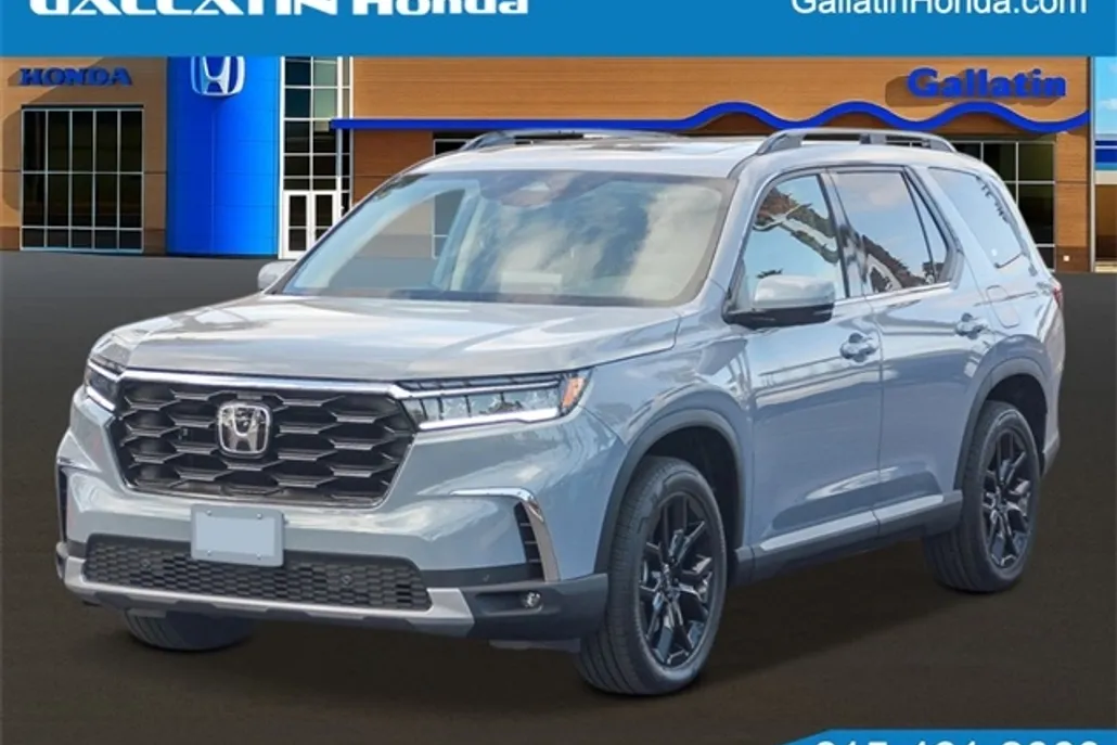 2025 Honda Pilot Touring photo 1