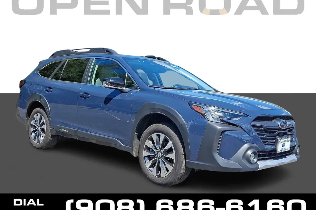 2023 Subaru Outback Limited photo 1