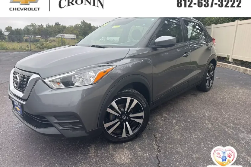 2019 Nissan Kicks SV photo 1