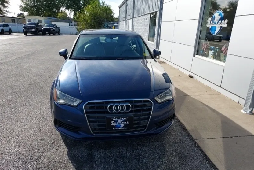 2015 Audi A3 2.0 TDI Premium photo 1
