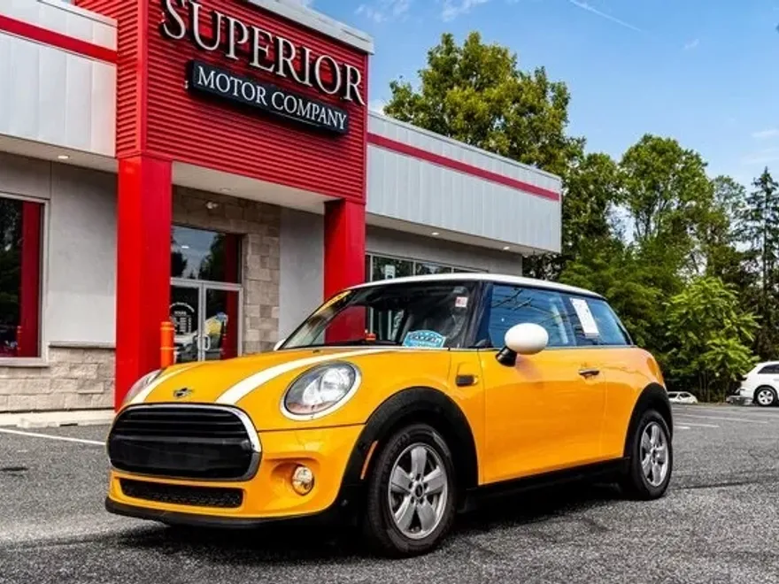 2018 Mini Cooper 2 Door Hardtop photo 1