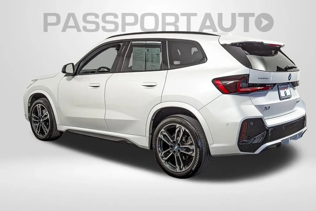 2023 Bmw X1 XDrive28i photo 1