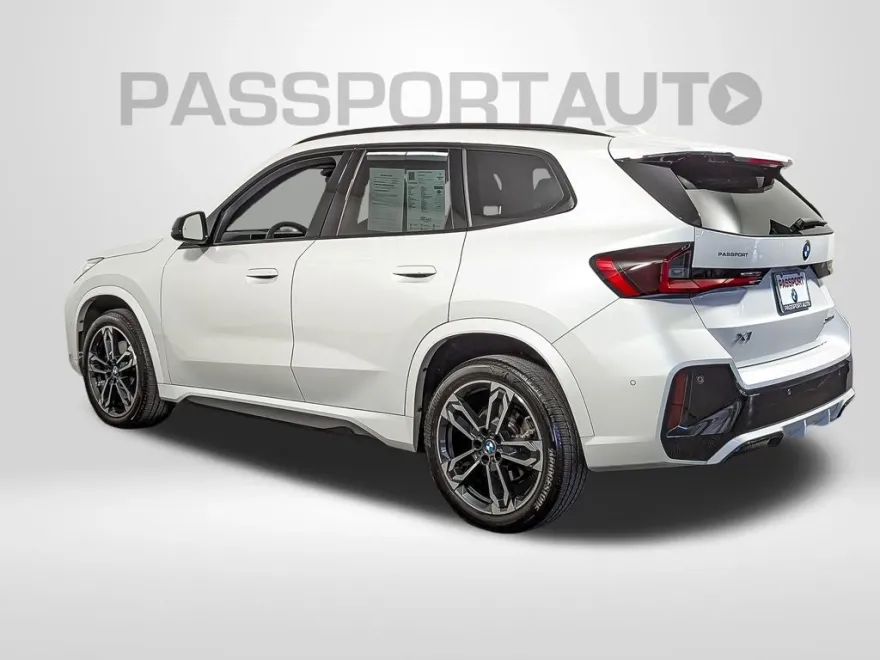 2023 Bmw X1 XDrive28i photo 1