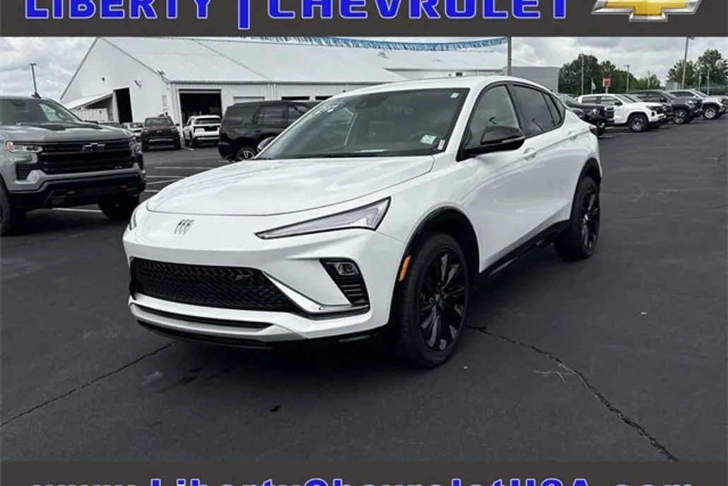 2024 Buick Envista ST photo 1