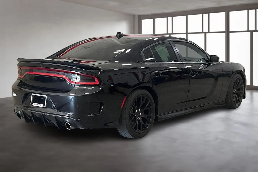 2019 Dodge Charger R/T Scat Pack photo 1