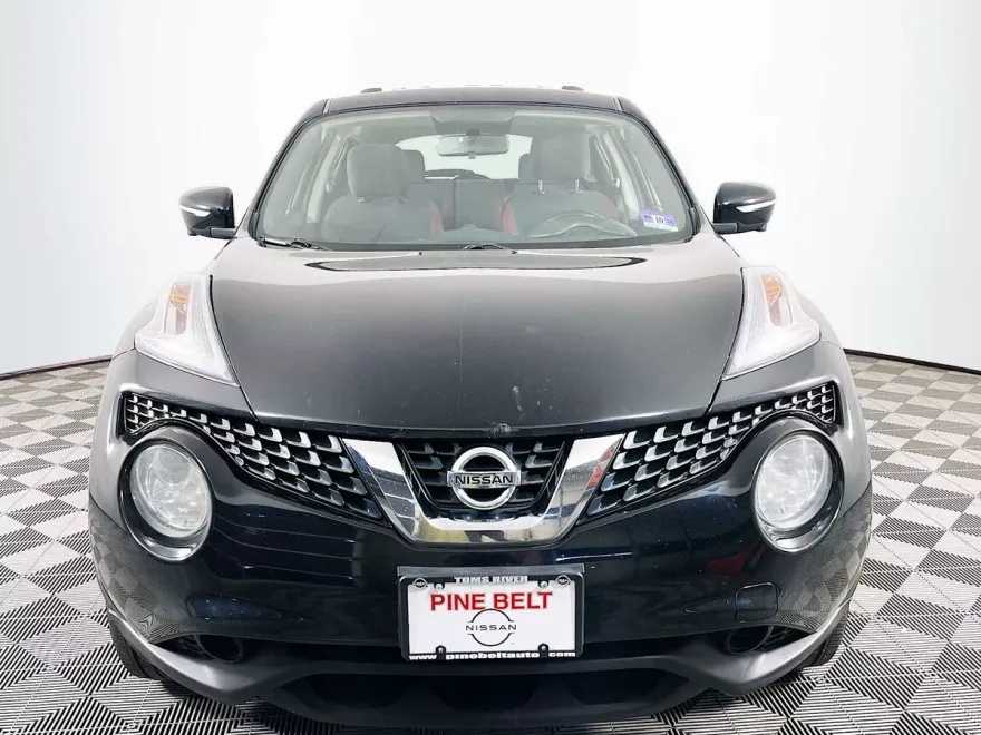 2017 Nissan Juke SV photo 1