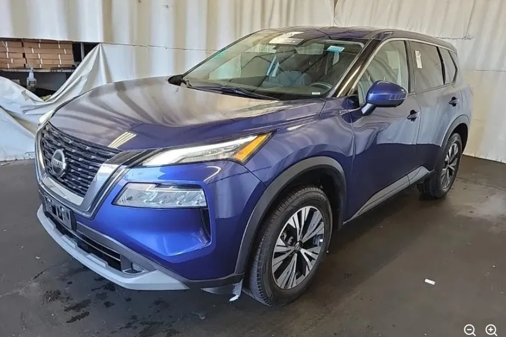 2021 Nissan Rogue SV photo 1