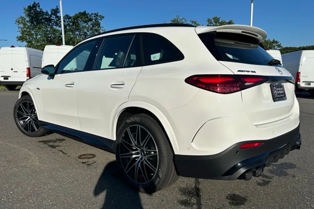2026 Mercedes Benz GLC 43 AMG 4MATIC photo 1