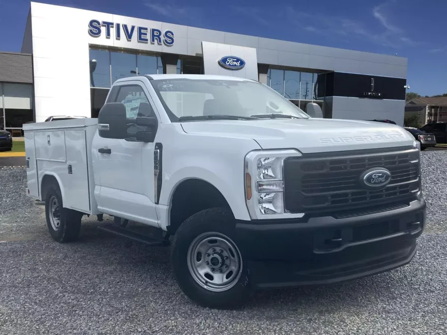 2024 Ford F-250 XL photo 1